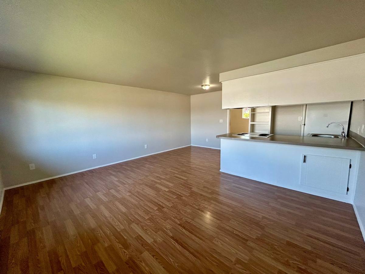 Apartment for rent at 1422 Chestnut St, Everett, WA 98201