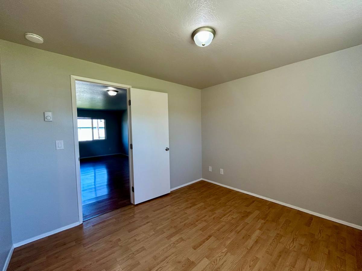 Apartment for rent at 1422 Chestnut St, Everett, WA 98201