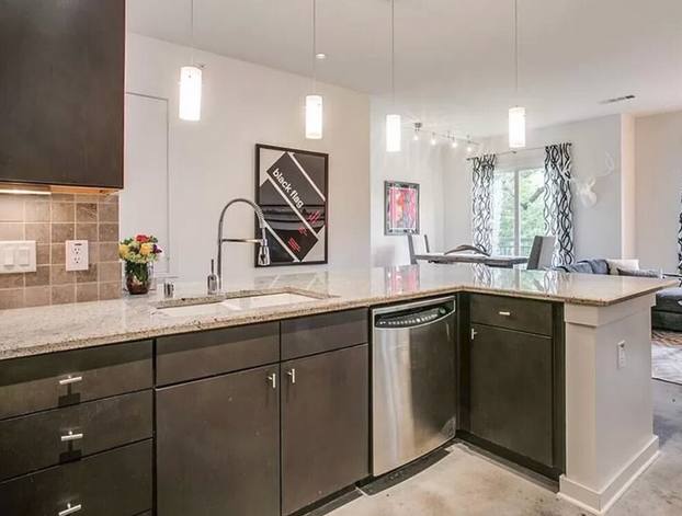 Condo for rent at 2950 McKinney Ave #ID80011, Dallas, TX 75204