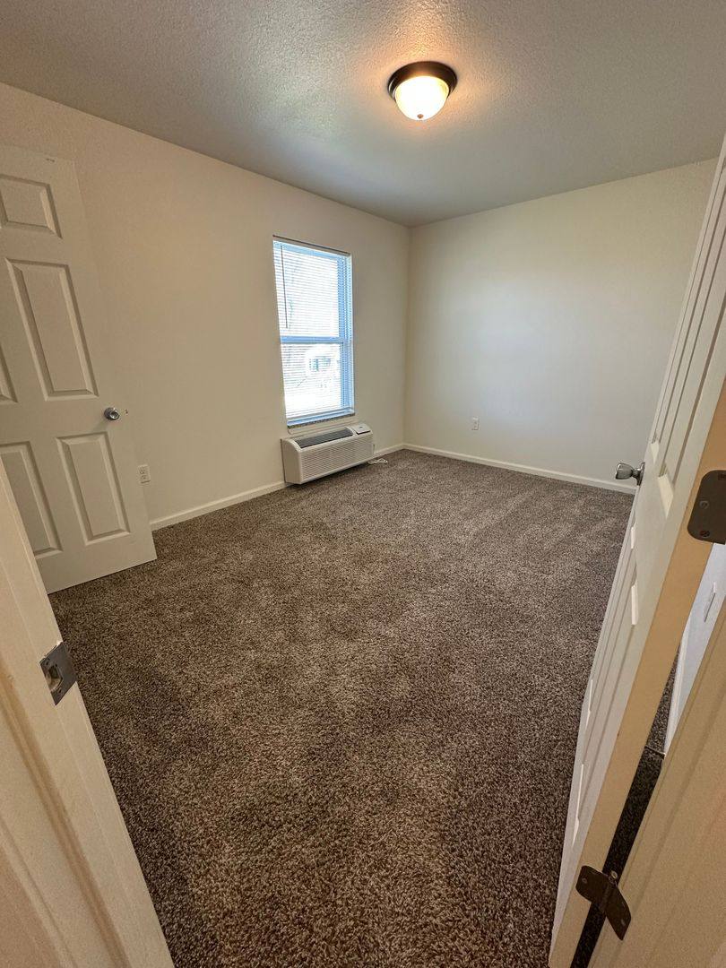 Apartment for rent at 201 S Illinois St, Green Ridge, MO 65332