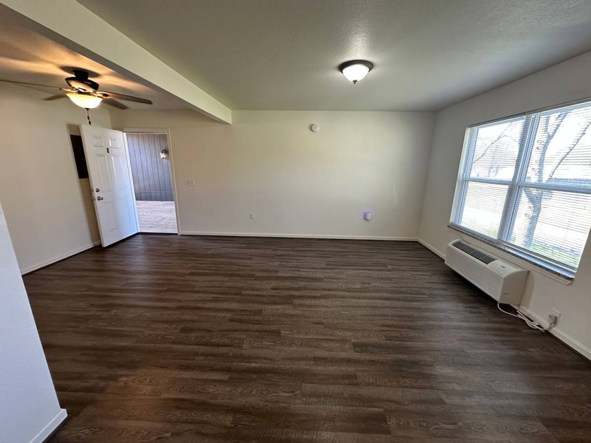 Apartment for rent at 201 S Illinois St, Green Ridge, MO 65332