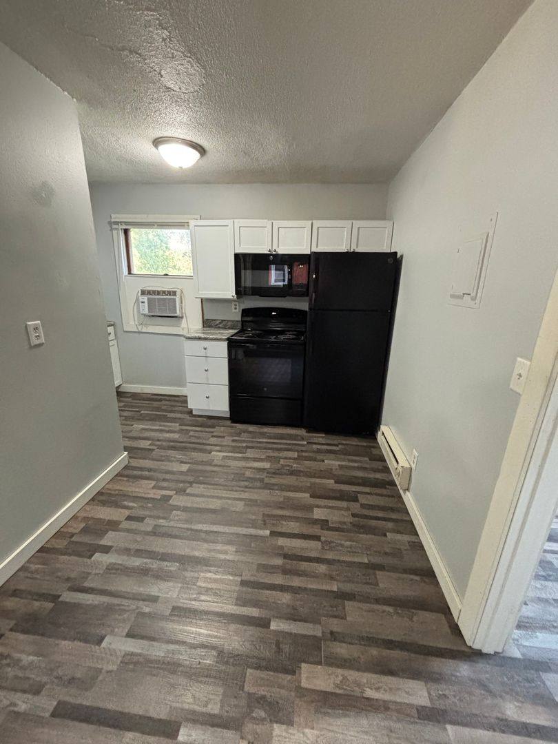 Apartment for rent at 1315 4th St S, La Crosse, WI 54601