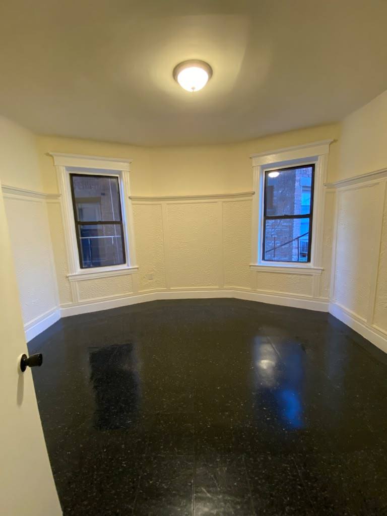 Apartment for rent at 19 Lawrence St #1W, Yonkers, NY 10705