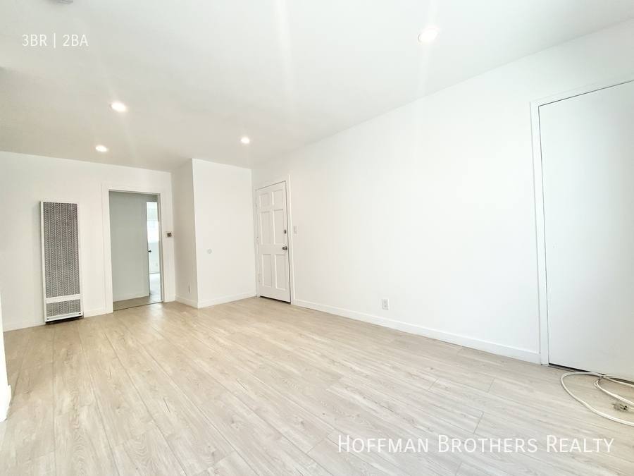 Apartment for rent at 1017 Ocean Park Blvd #7, Santa Monica, CA 90405