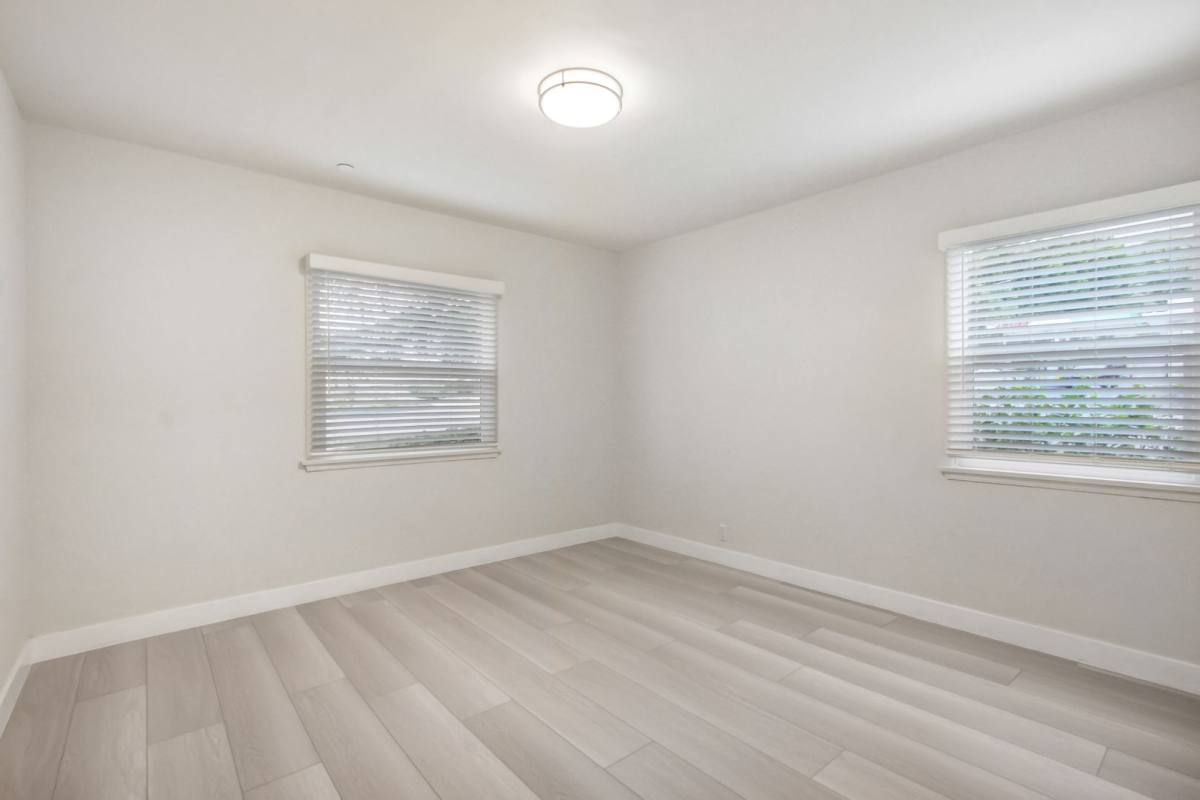 Apartment for rent at 80 S Baldwin Ave, Sierra Madre, CA 91024