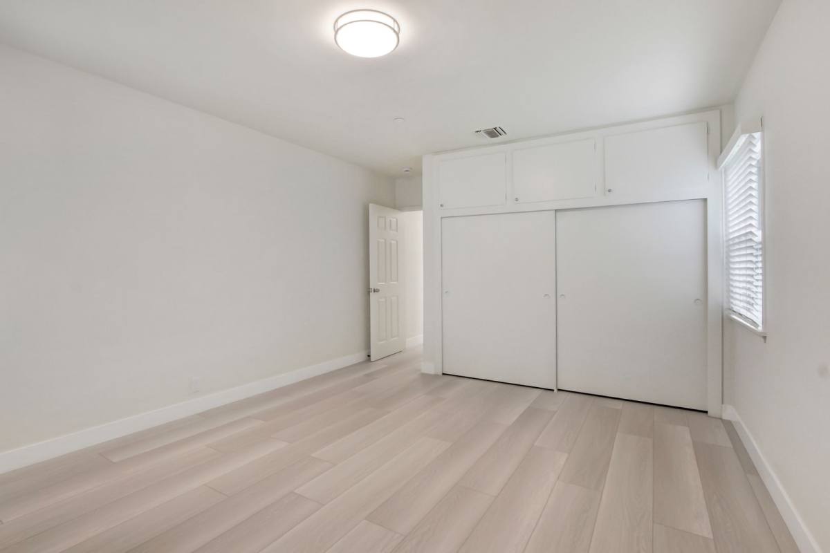 Apartment for rent at 80 S Baldwin Ave, Sierra Madre, CA 91024