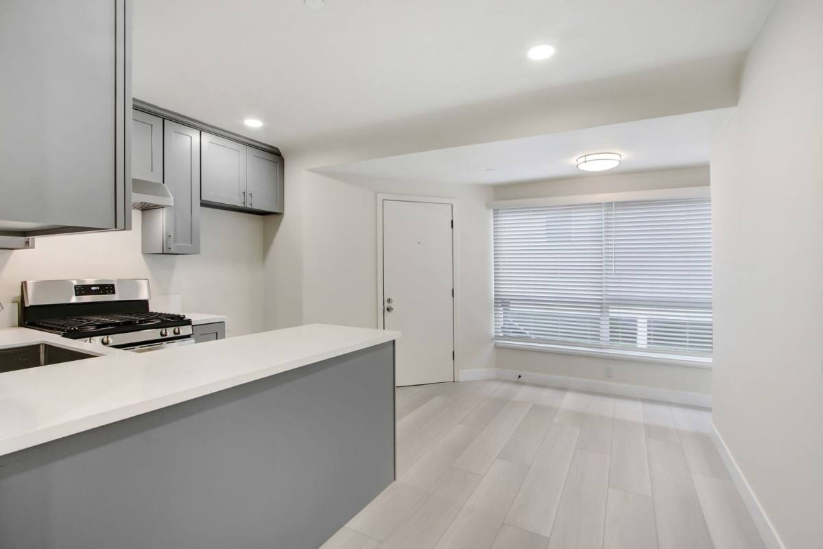 Apartment for rent at 80 S Baldwin Ave, Sierra Madre, CA 91024