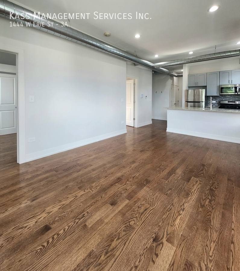 Apartment for rent at 1444 W Erie St #3A, Chicago, IL 60642
