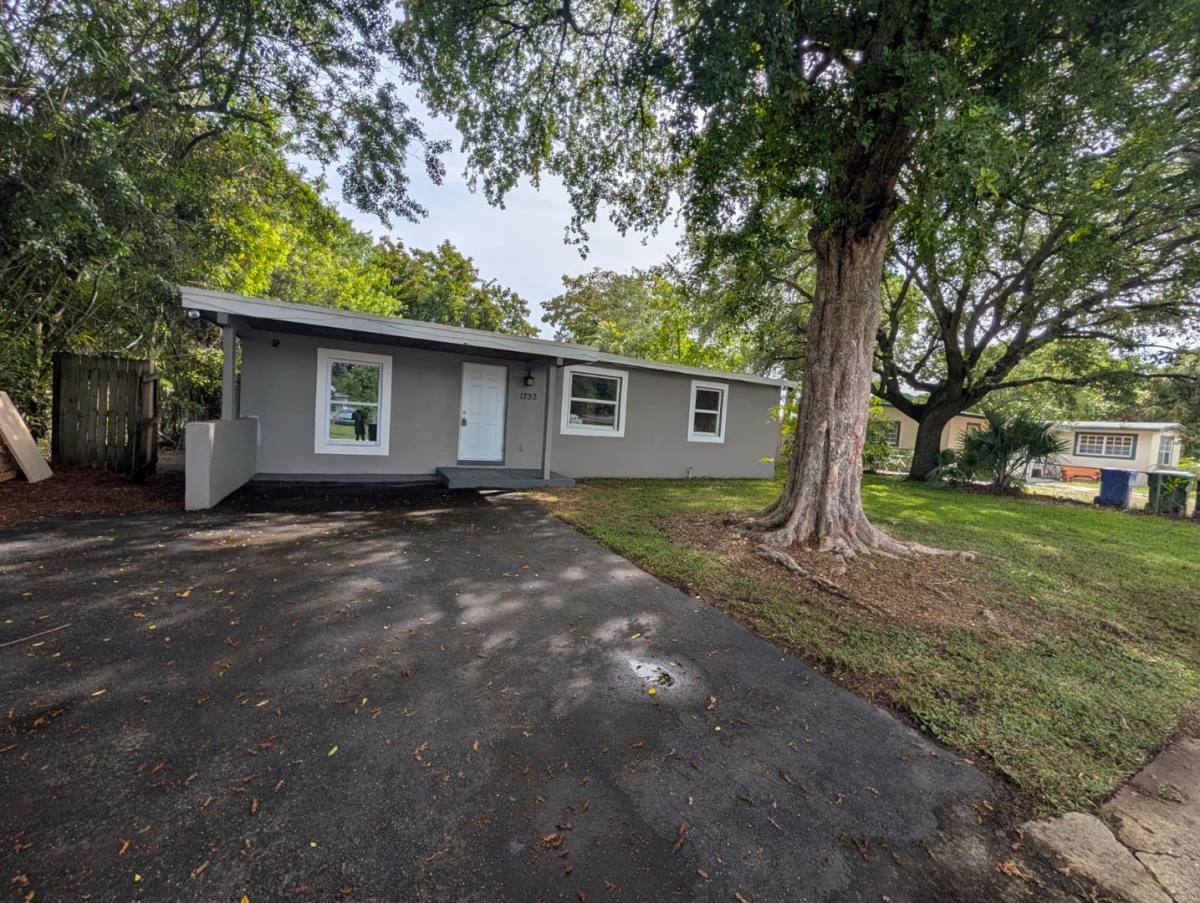 House for rent at 1733 NW 18th St, Fort Lauderdale, FL 33311