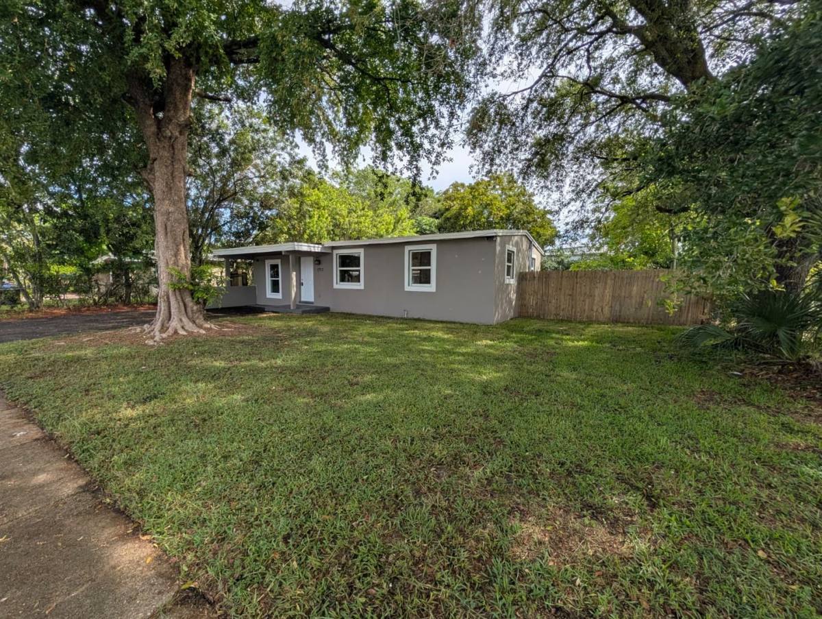 House for rent at 1733 NW 18th St, Fort Lauderdale, FL 33311
