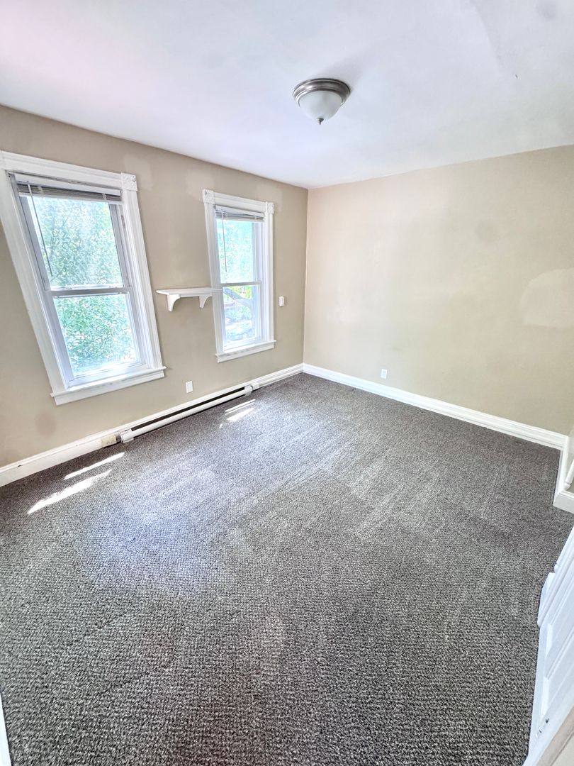 Apartment for rent at 229 E Union Blvd, Bethlehem, PA 18018