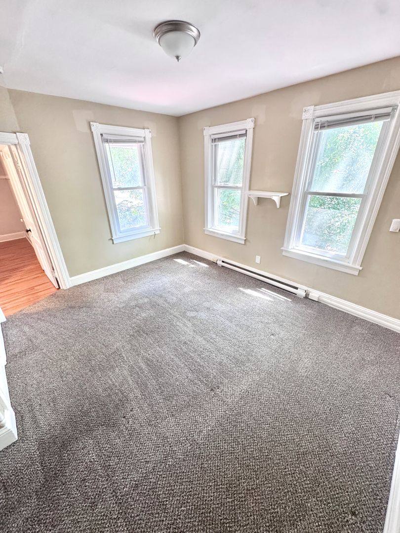 Apartment for rent at 229 E Union Blvd, Bethlehem, PA 18018