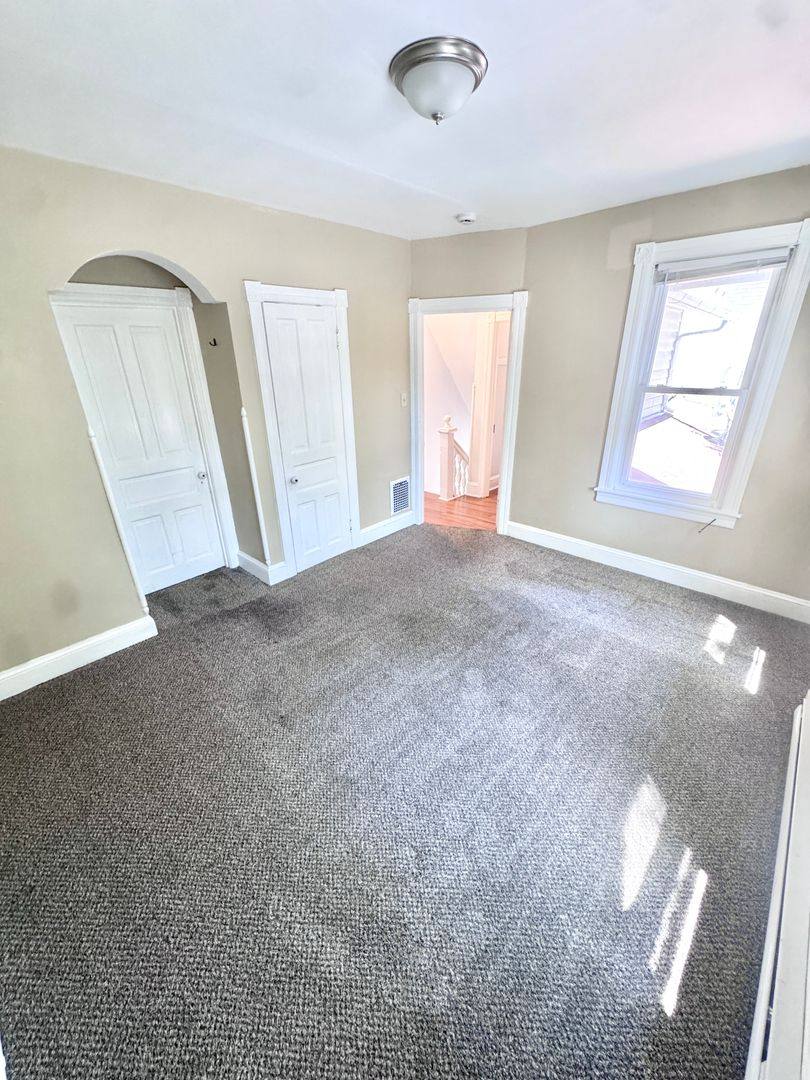 Apartment for rent at 229 E Union Blvd, Bethlehem, PA 18018