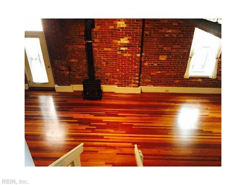 Condo for rent at 111 Tazewell St, Norfolk, VA 23510