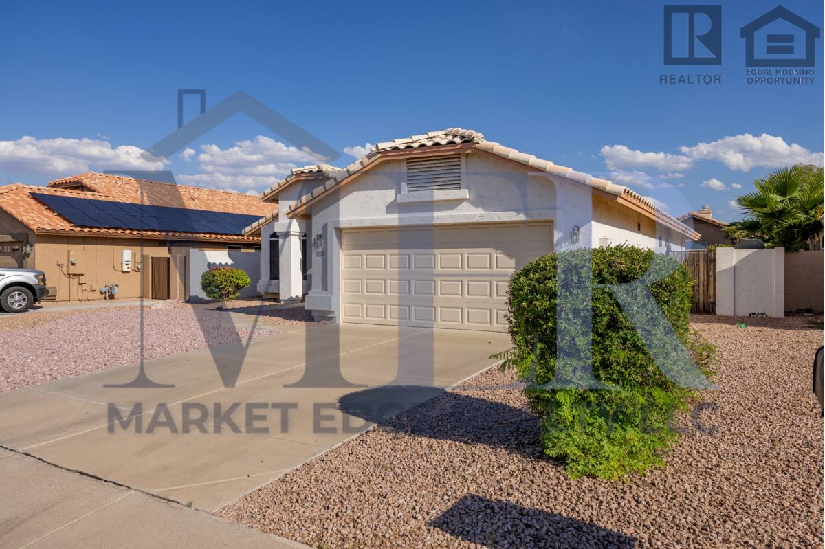 House for rent at 9723 W Mohawk Lane, Peoria, AZ 85382
