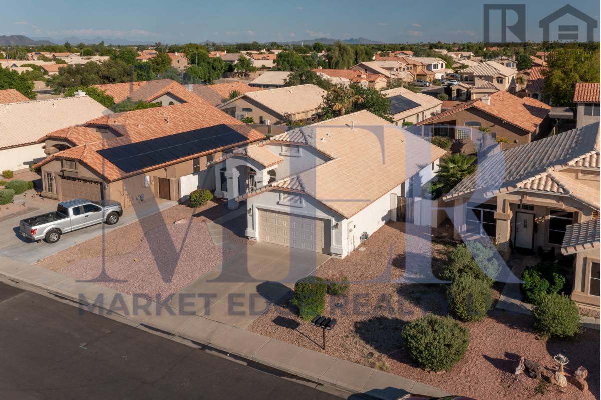 House for rent at 9723 W Mohawk Lane, Peoria, AZ 85382