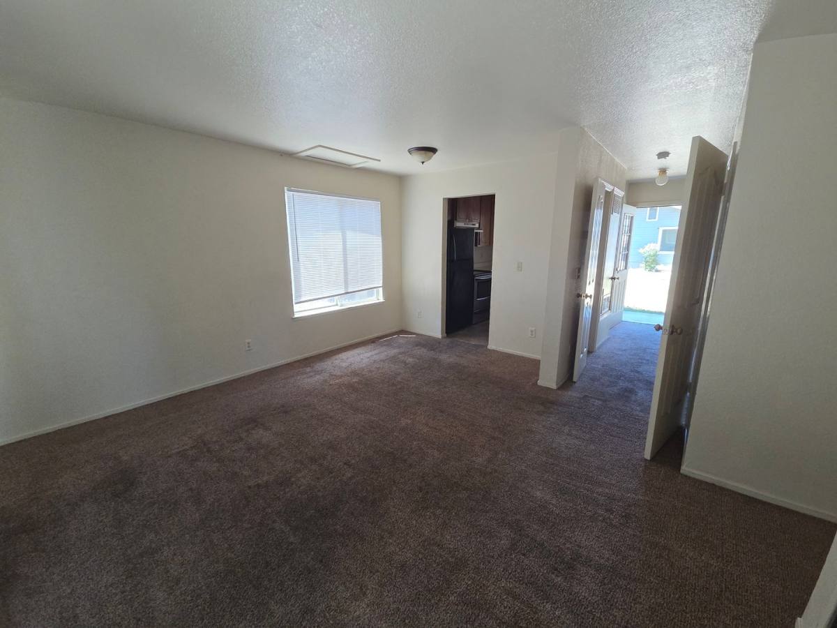 Apartment for rent at 724 Brighton Ave, Modesto, CA 95355