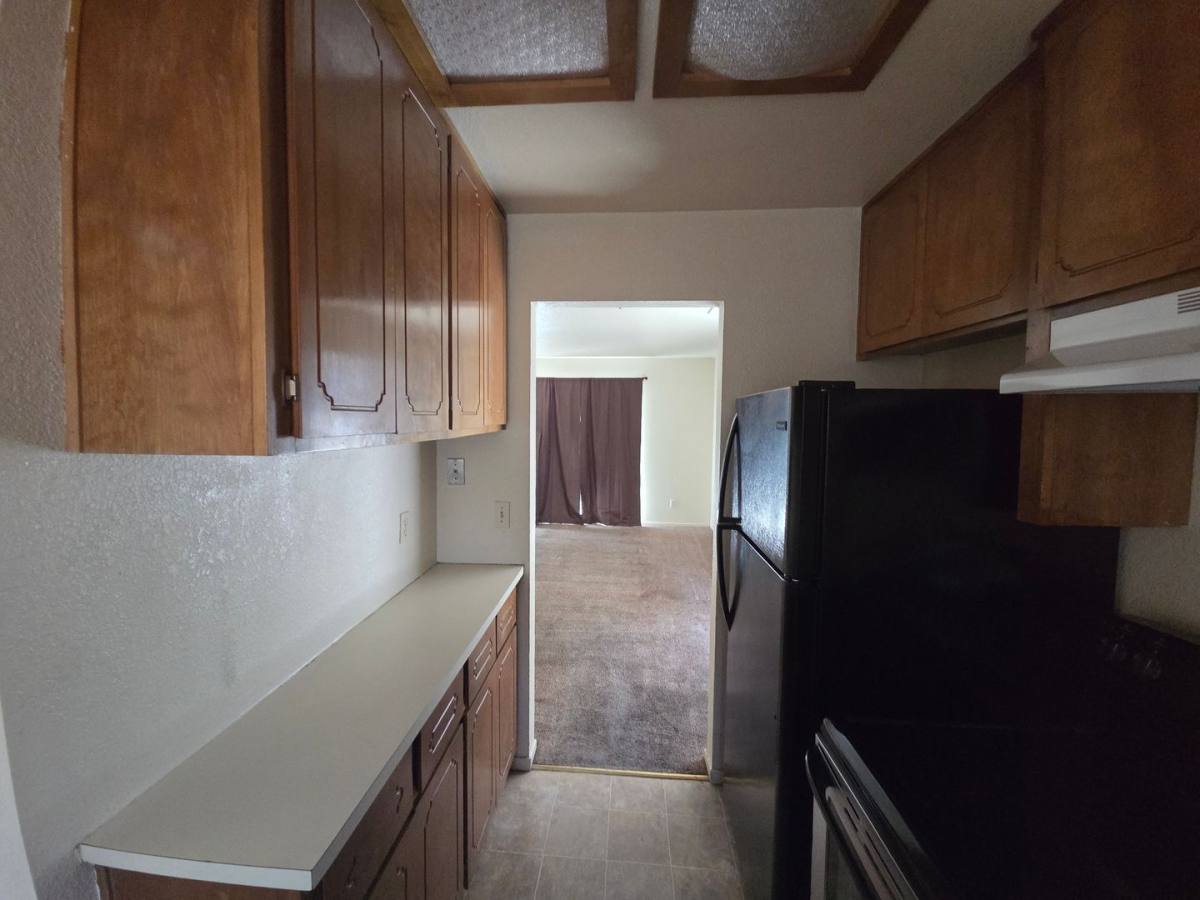 Apartment for rent at 724 Brighton Ave, Modesto, CA 95355