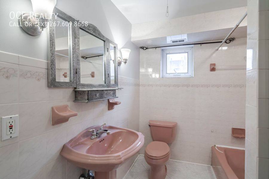 House for rent at 1202 S Alder St, Philadelphia, PA 19147