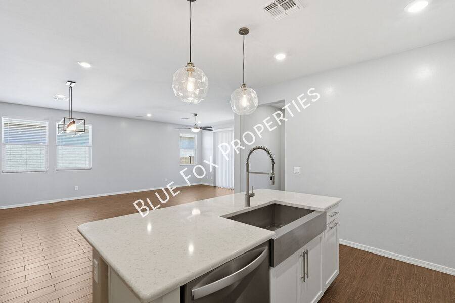 House for rent at 8670 N Genoa Court, Tucson, AZ 85742