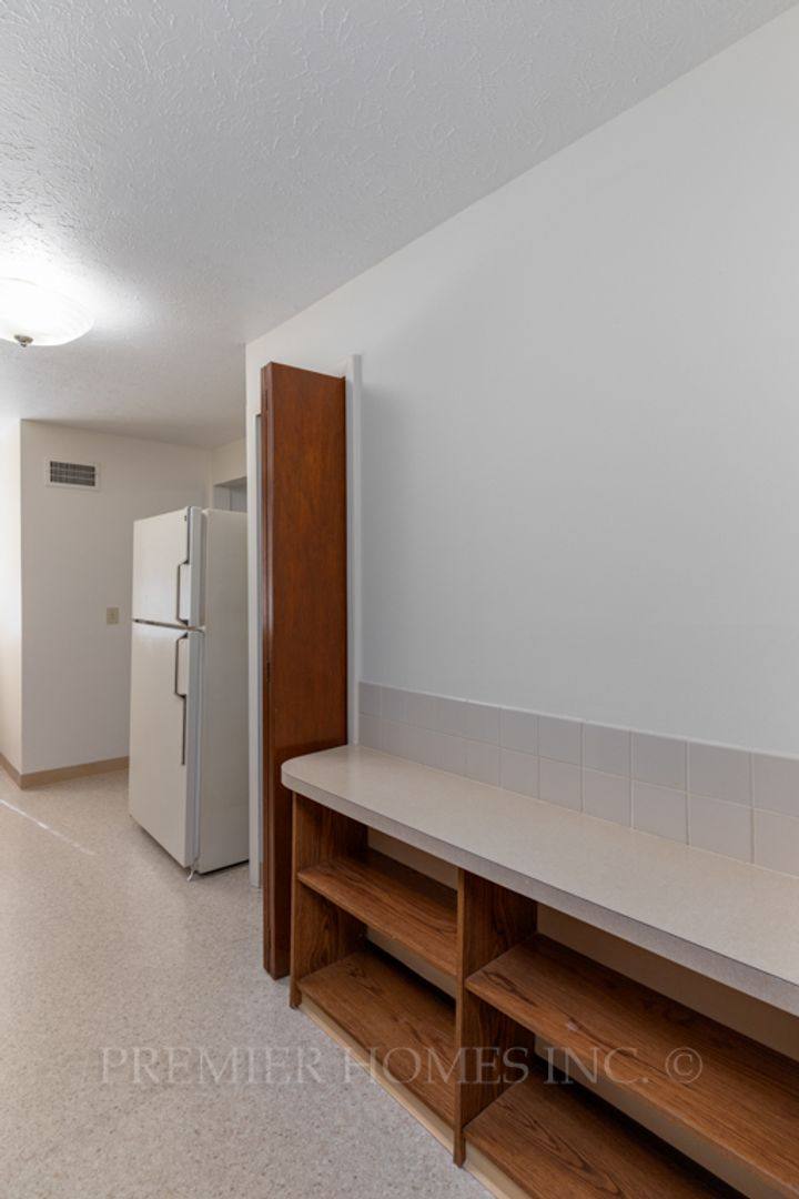 Apartment for rent at 3706 Martindale Rd NE, Canton, OH 44714