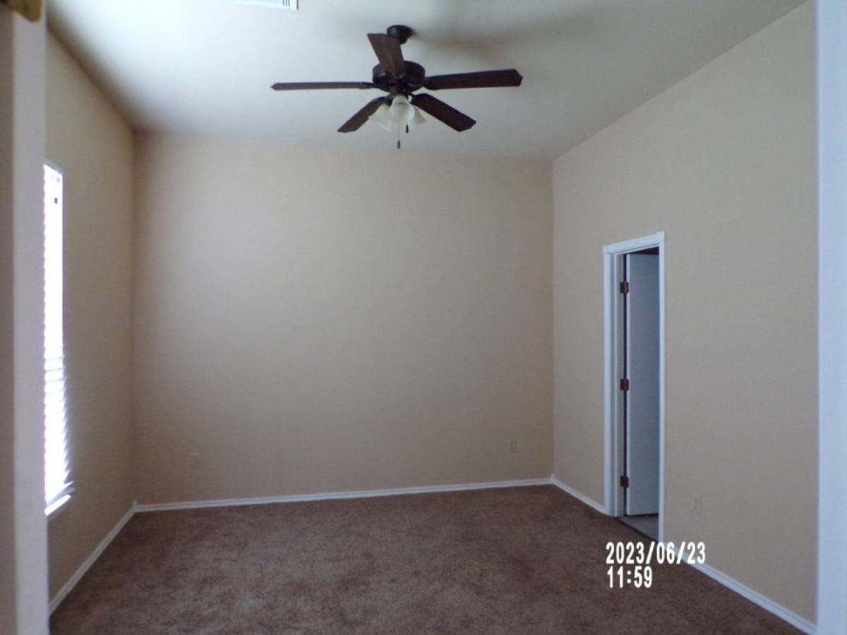 House for rent at 828 Wisconsin St, Geronimo, OK 73543