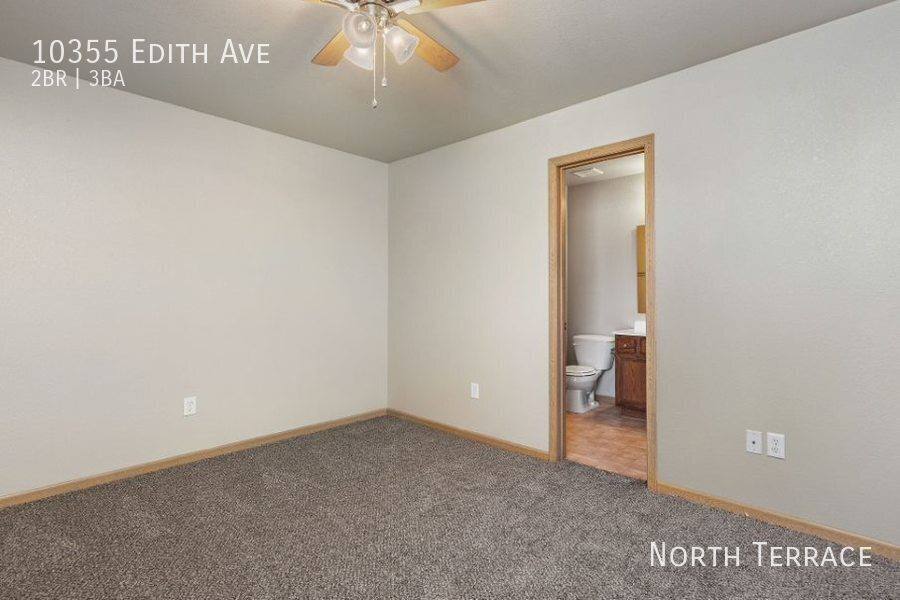 Townhouse for rent at 10355 Edith Ave, Kansas City, KS 66109