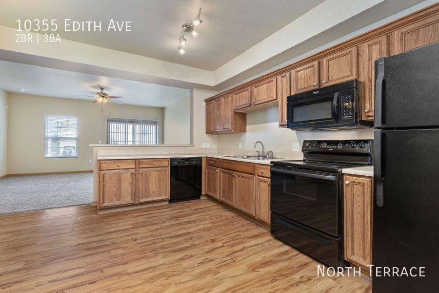 Townhouse for rent at 10355 Edith Ave, Kansas City, KS 66109