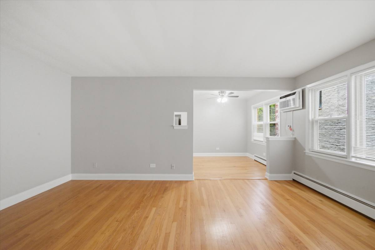 Apartment for rent at 425 Kenilworth #1SE, Oak Park, IL 60302