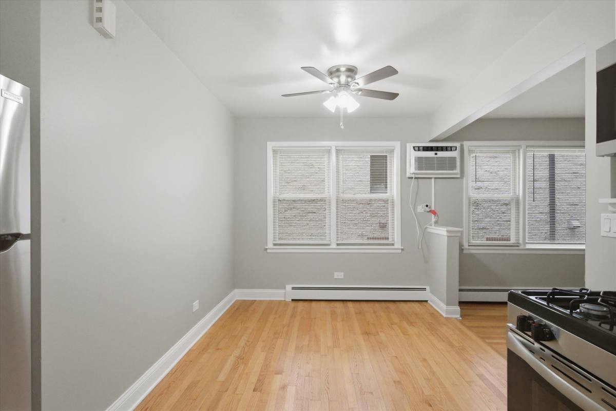 Apartment for rent at 425 Kenilworth #1SE, Oak Park, IL 60302