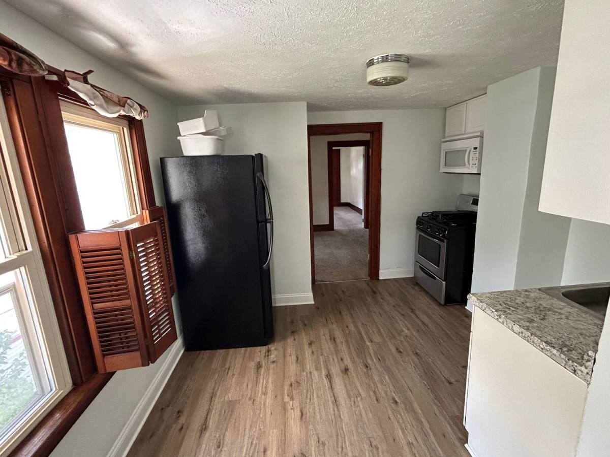 Apartment for rent at 4653 Horton Rd, Cleveland, OH 44125