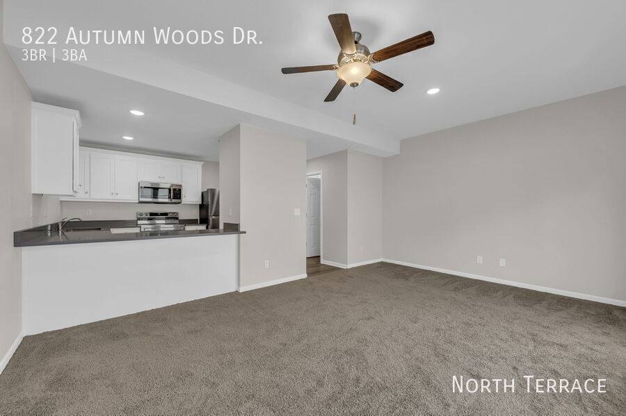 Townhouse for rent at 822 Autumn Woods Dr, Belton, MO 64012
