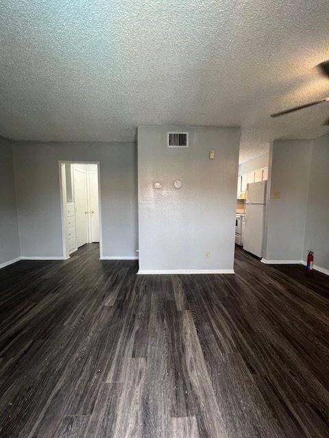 Apartment for rent at 6929 Timbercreek #202, San Antonio, TX 78227