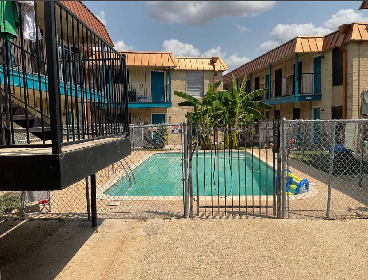 Apartment for rent at 6929 Timbercreek #202, San Antonio, TX 78227