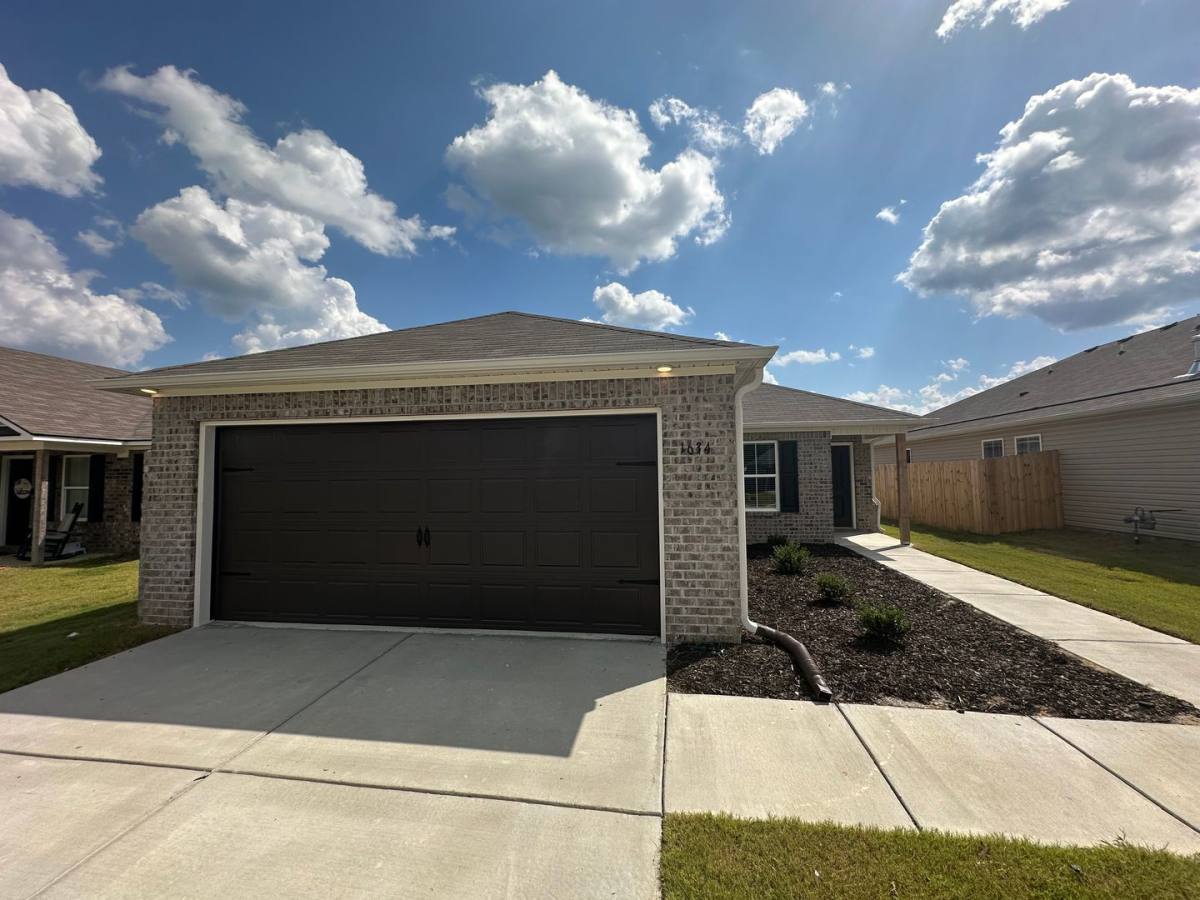 House for rent at 1634 Dryden St SE, Cullman, AL 35055