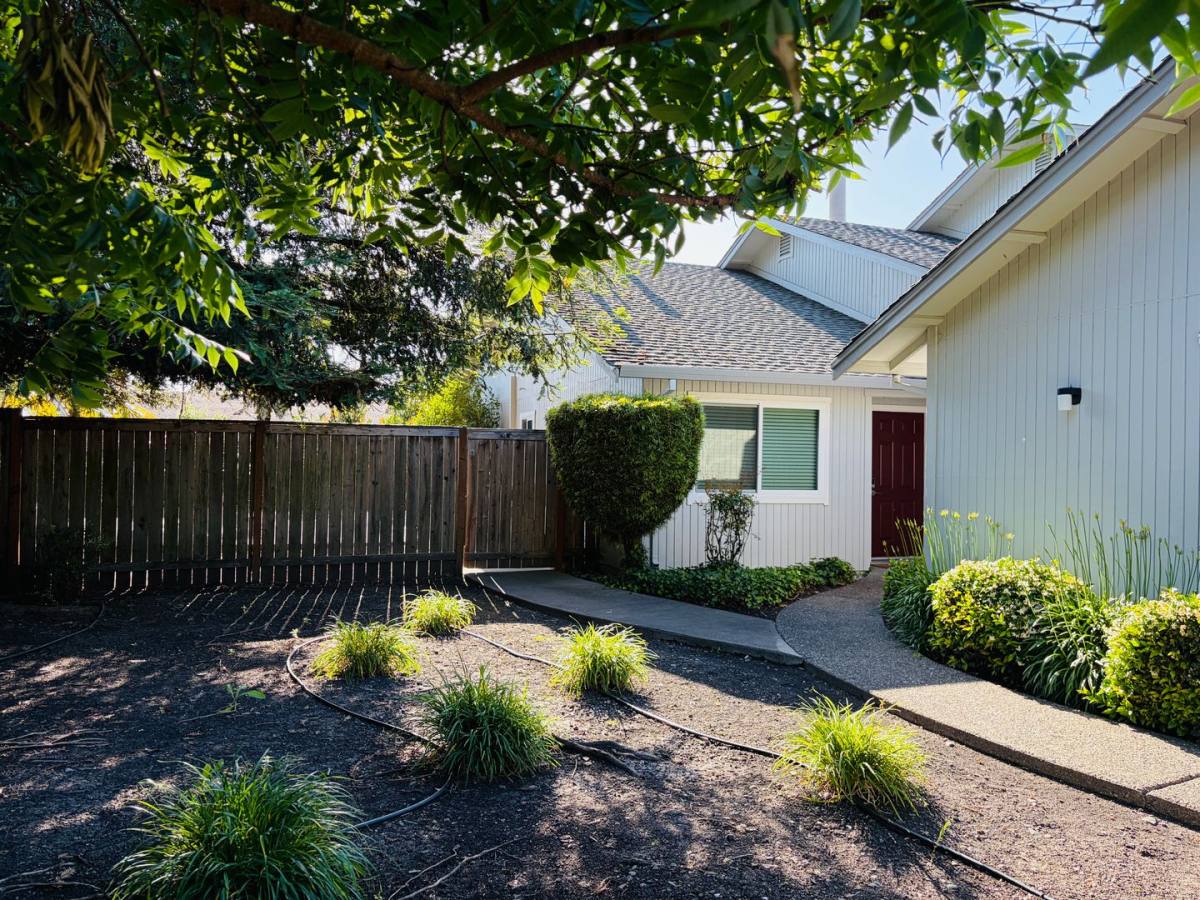 Condo for rent at 1211 Capri Way, Rohnert Park, CA 94928