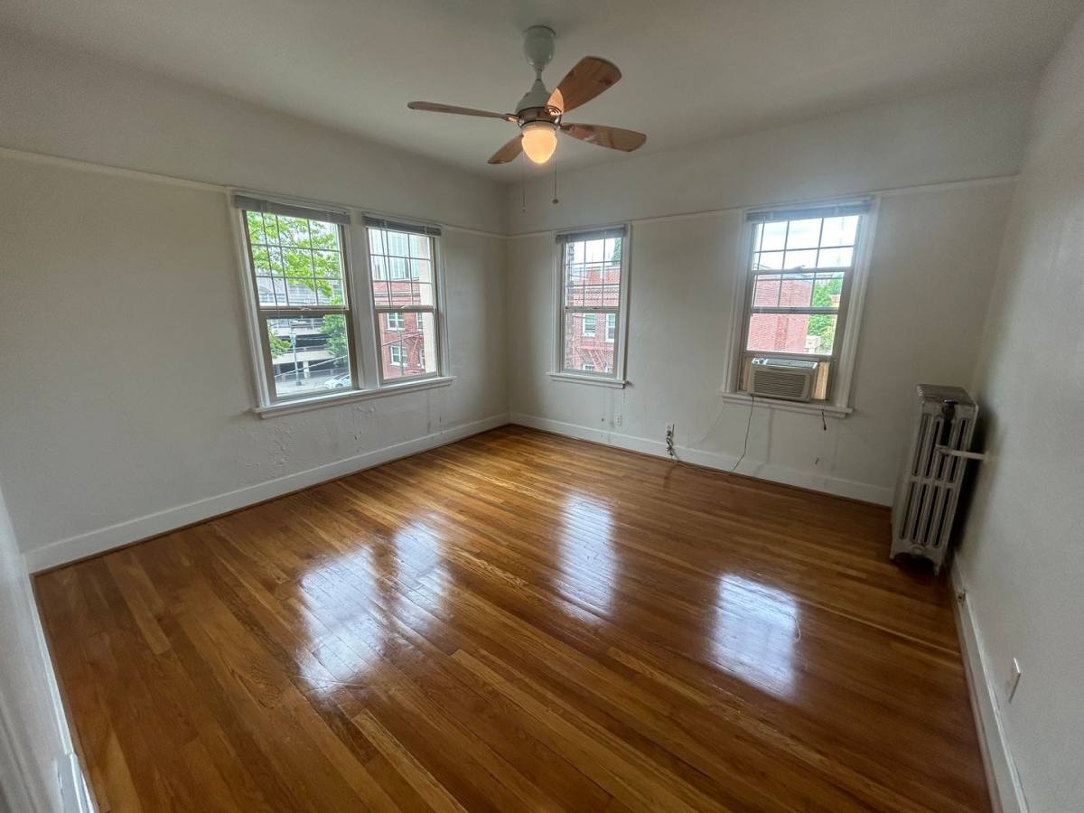 Apartment for rent at 1530 NE 10th Ave, Portland, OR 97232