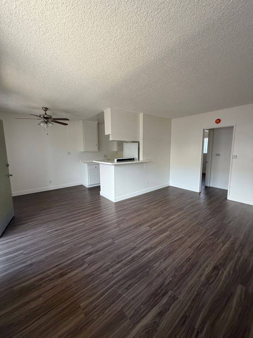 Apartment for rent at 4625 Bellflower Blvd, Long Beach, CA 90808