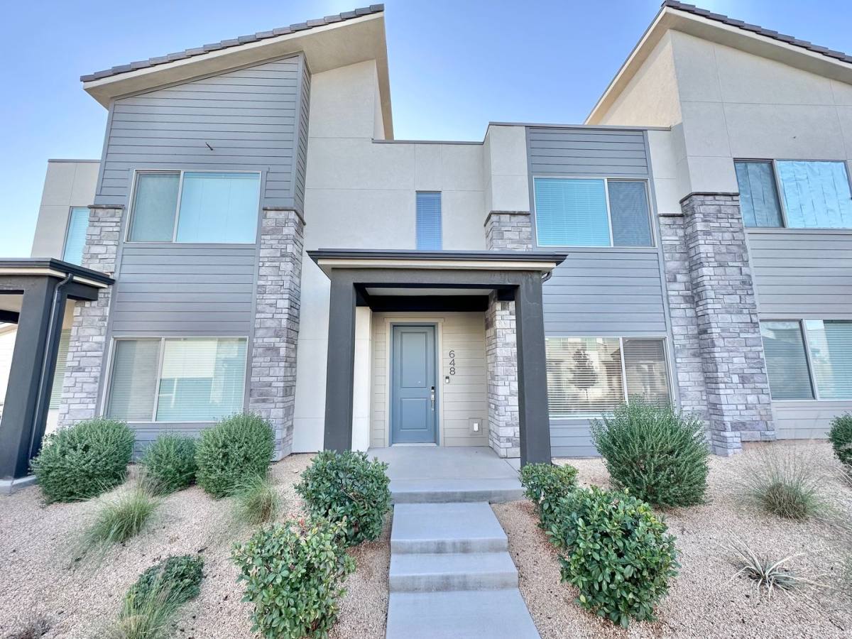 House for rent at 648 W Vermillion Wind Lane, Saint George, UT 84790