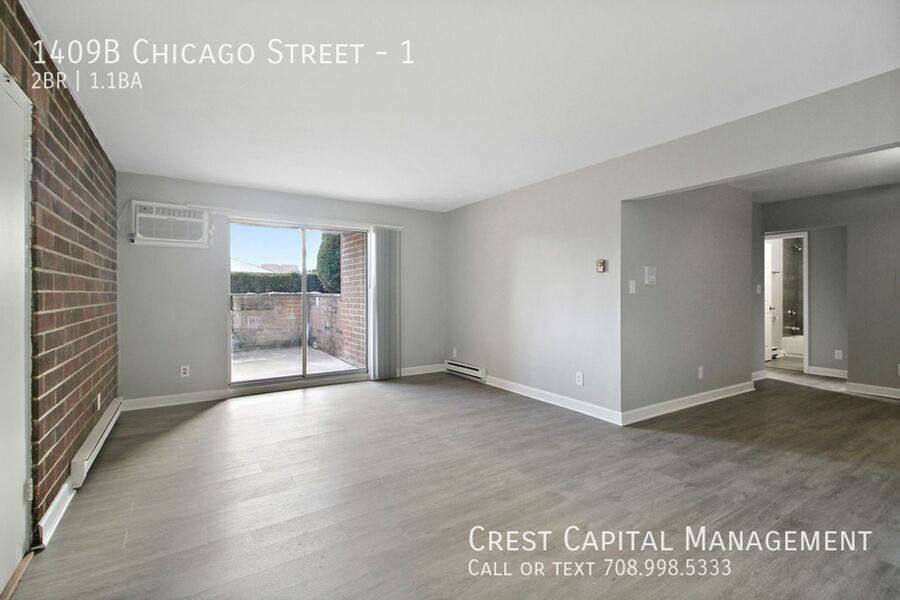 Apartment for rent at 1407 E Chicago St #1, Valparaiso, IN 46383