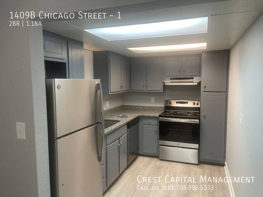 Apartment for rent at 1407 E Chicago St #1, Valparaiso, IN 46383