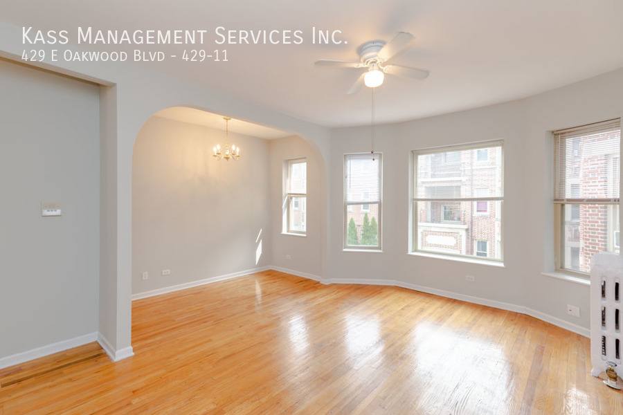 Apartment for rent at 429 E Oakwood Blvd #11, Chicago, IL 60653