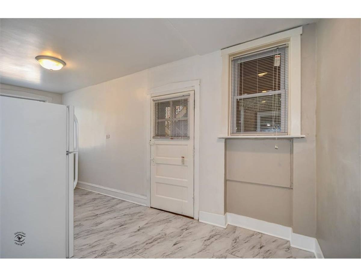 Apartment for rent at 6031- 6043 N Paulina St, Chicago, IL 60660
