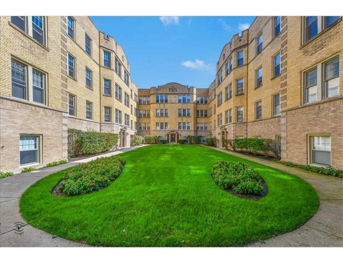 Apartment for rent at 6031- 6043 N Paulina St, Chicago, IL 60660