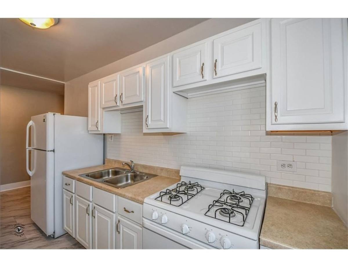 Apartment for rent at 6031- 6043 N Paulina St, Chicago, IL 60660