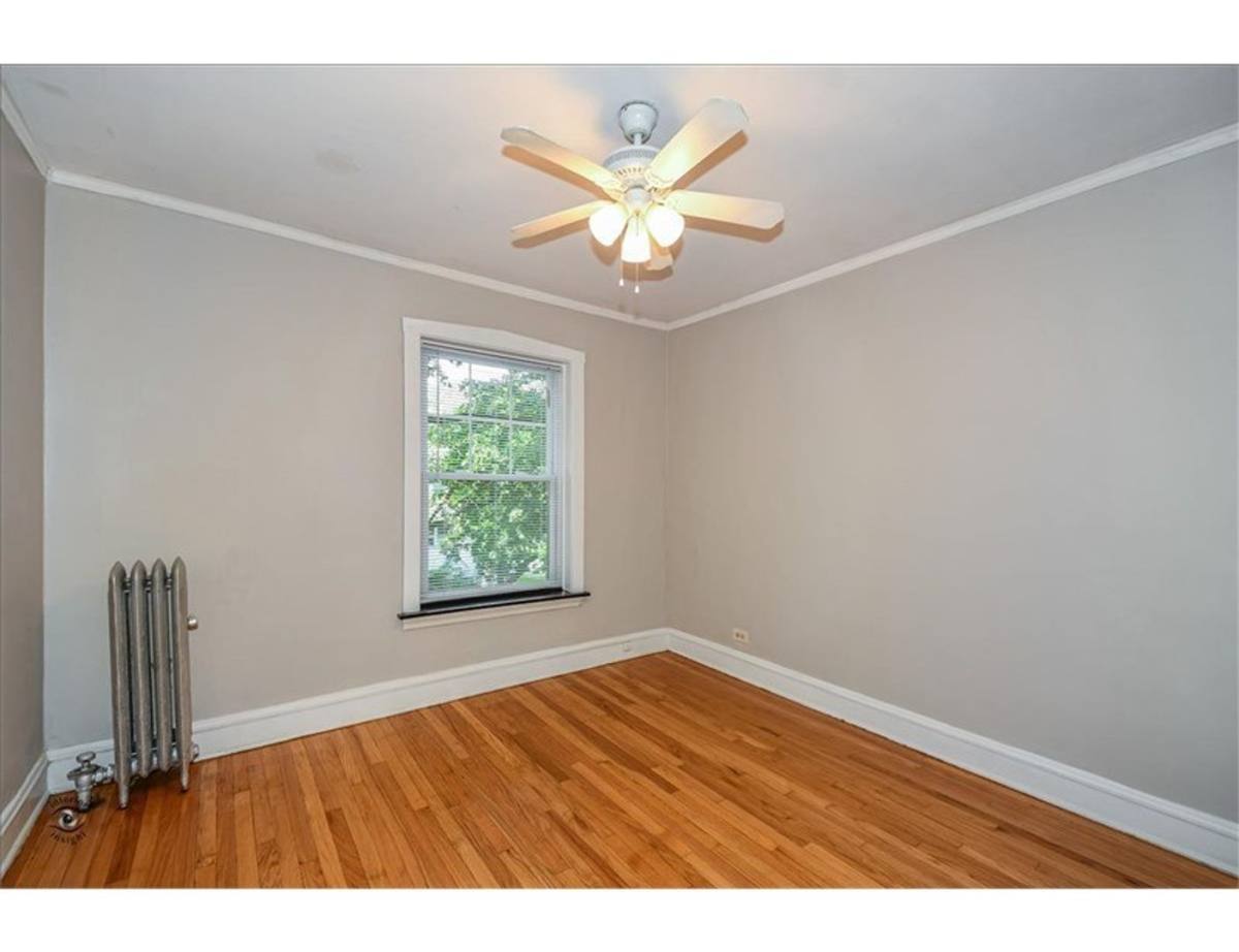 Apartment for rent at 6031- 6043 N Paulina St, Chicago, IL 60660