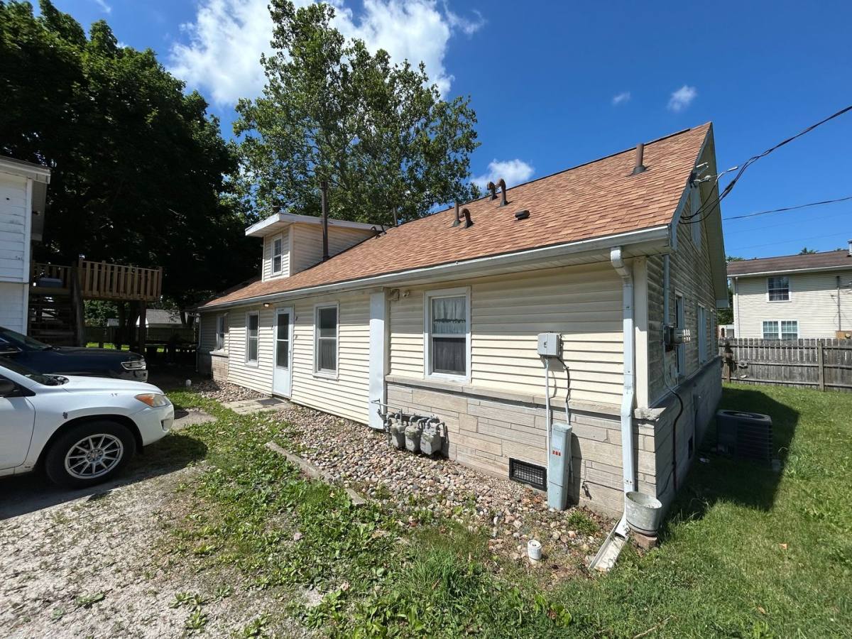Apartment for rent at 2909 W John St, Champaign, IL 61820