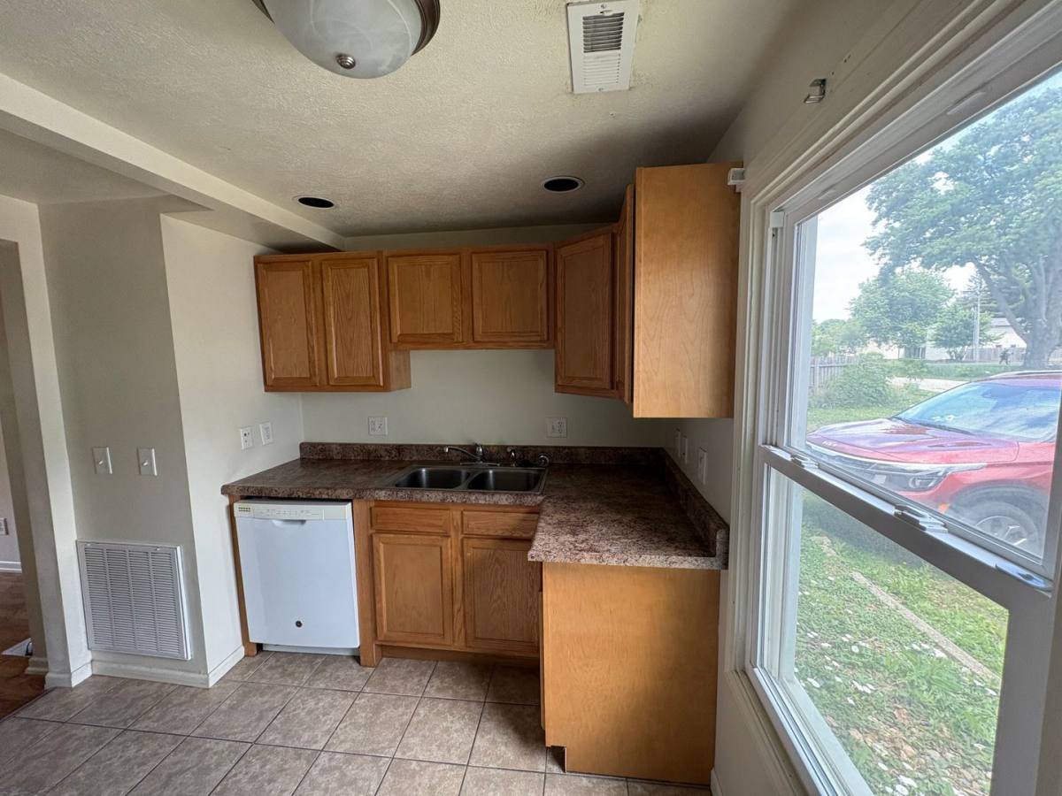 Apartment for rent at 2909 W John St, Champaign, IL 61820