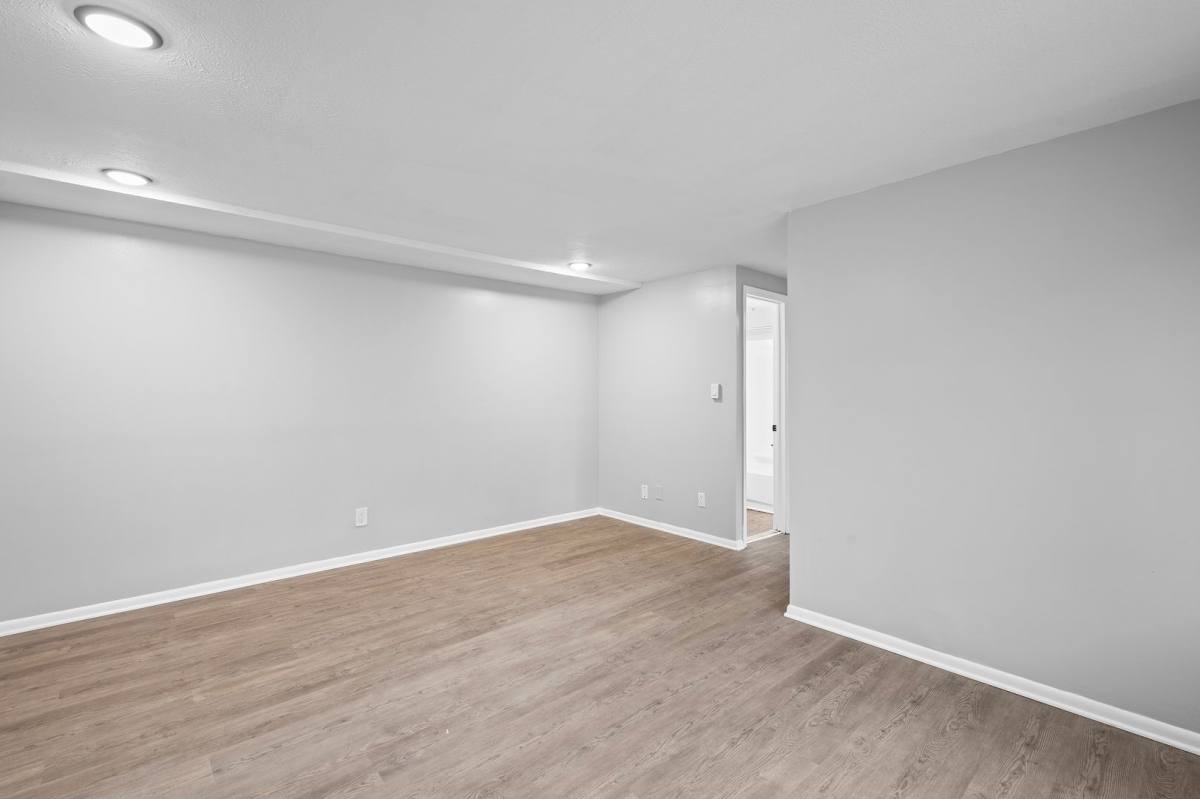 Apartment for rent at 4015 Rocky River Dr, Cleveland, OH 44135