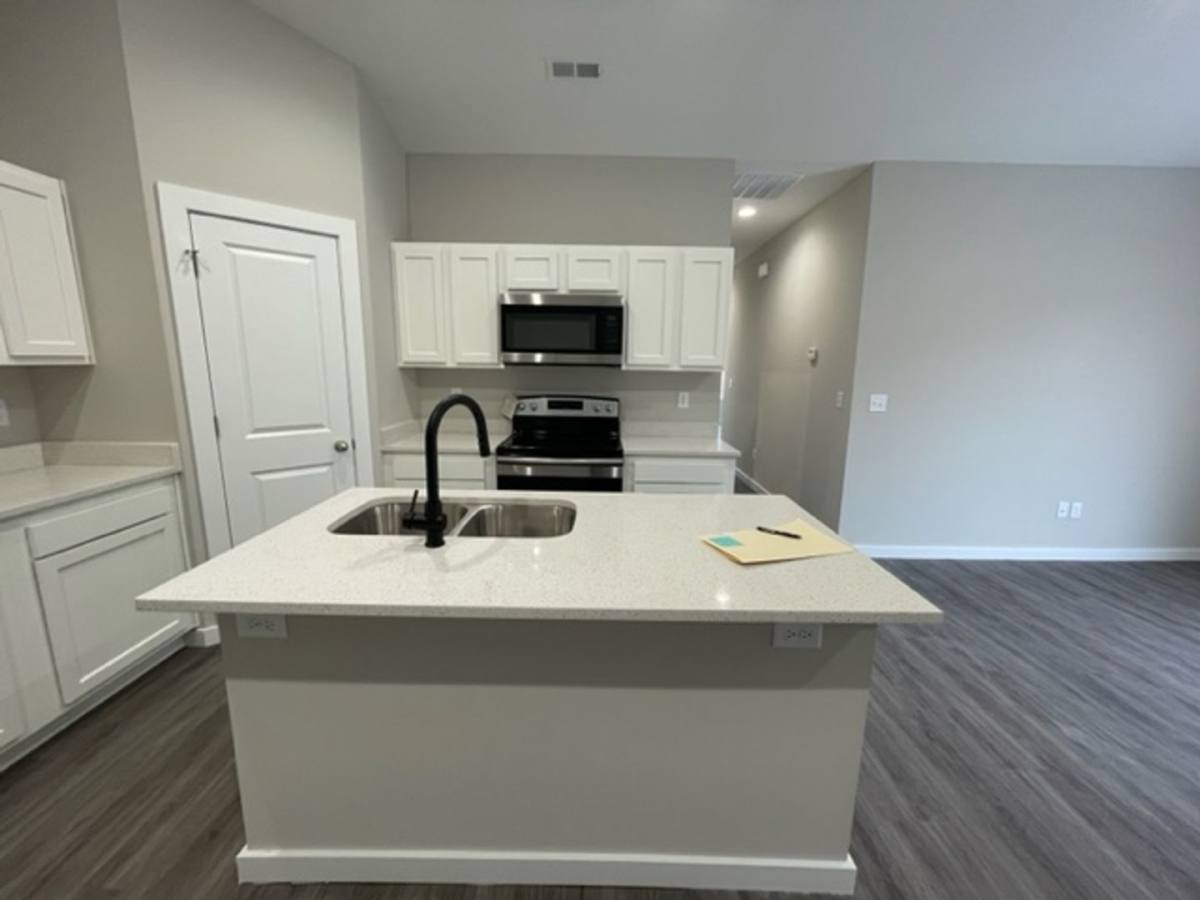 Apartment for rent at 13550 52 W Haskell, Wichita, KS 67235